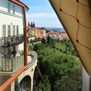Questenberg 4* Прага