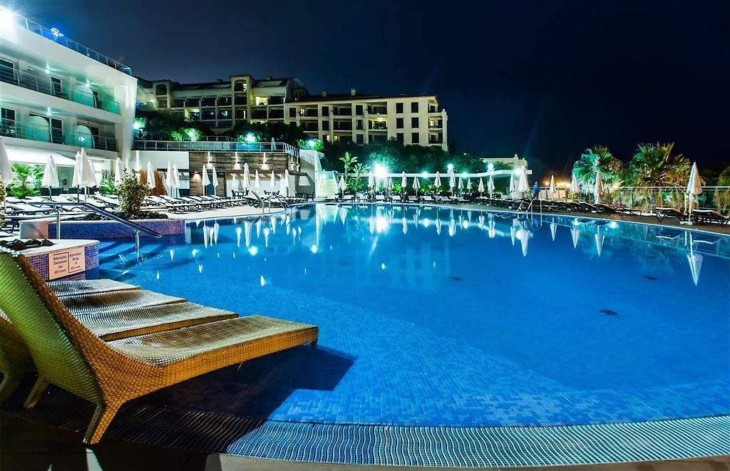 Отель Melia Madeira Mare Фуншал