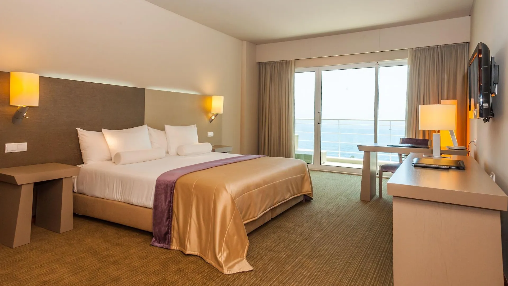Отель Melia Madeira Mare Фуншал