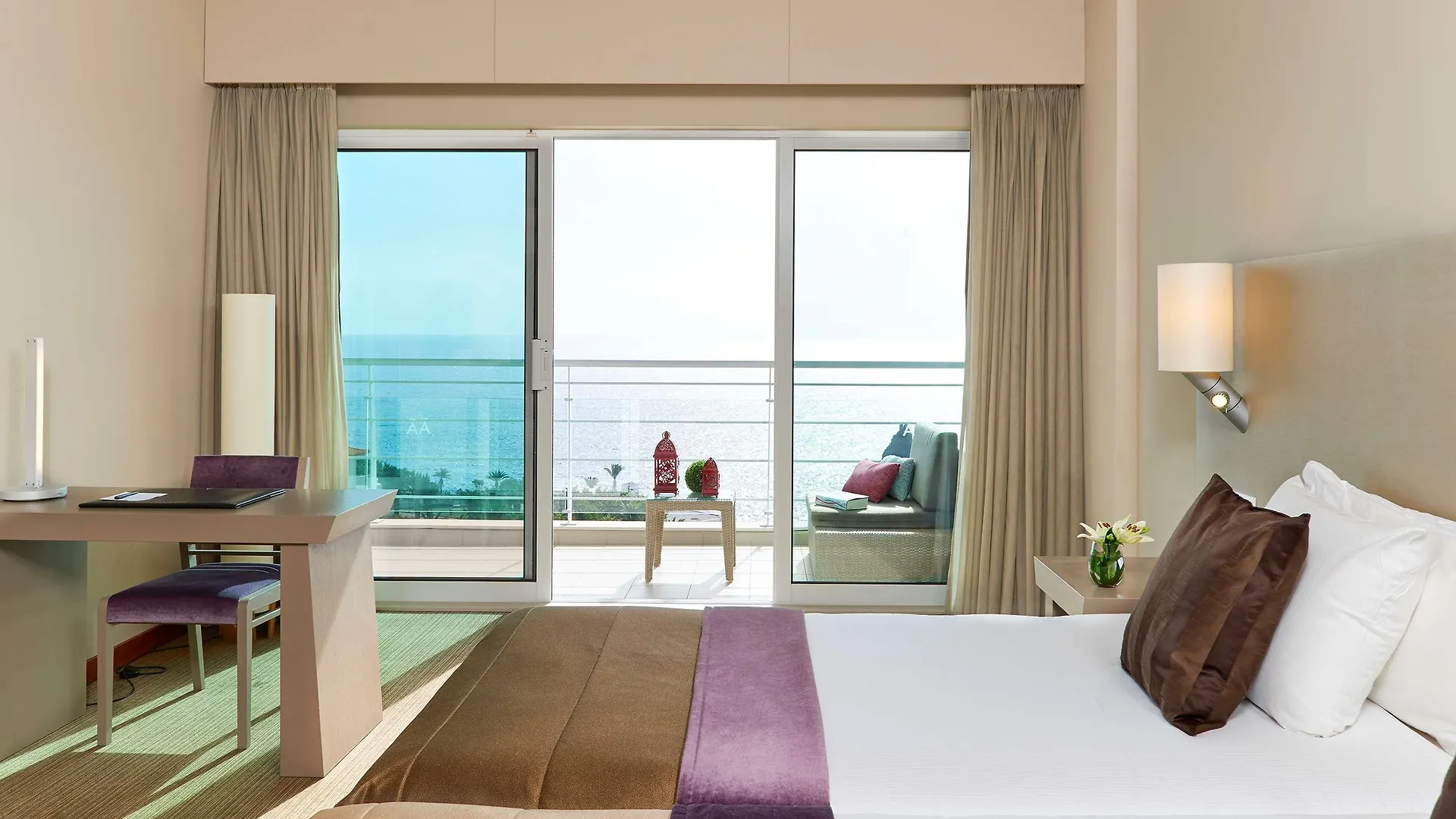 Отель Melia Madeira Mare Фуншал