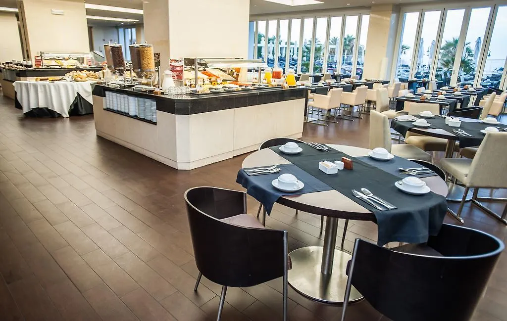 Отель Melia Madeira Mare Фуншал