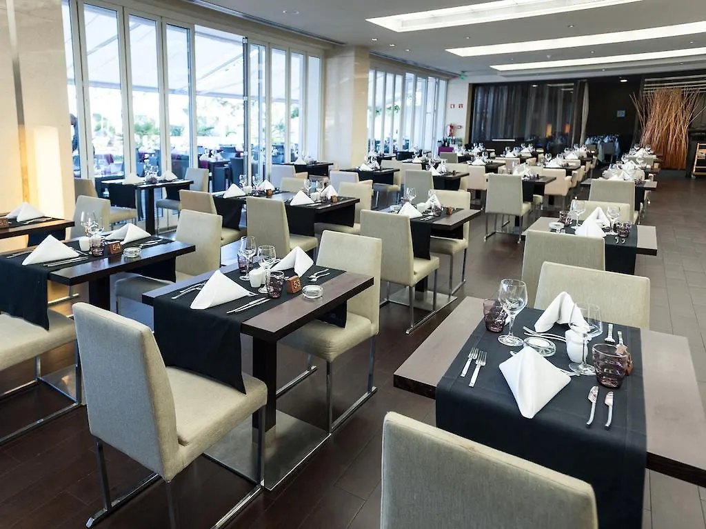 Отель Melia Madeira Mare Фуншал